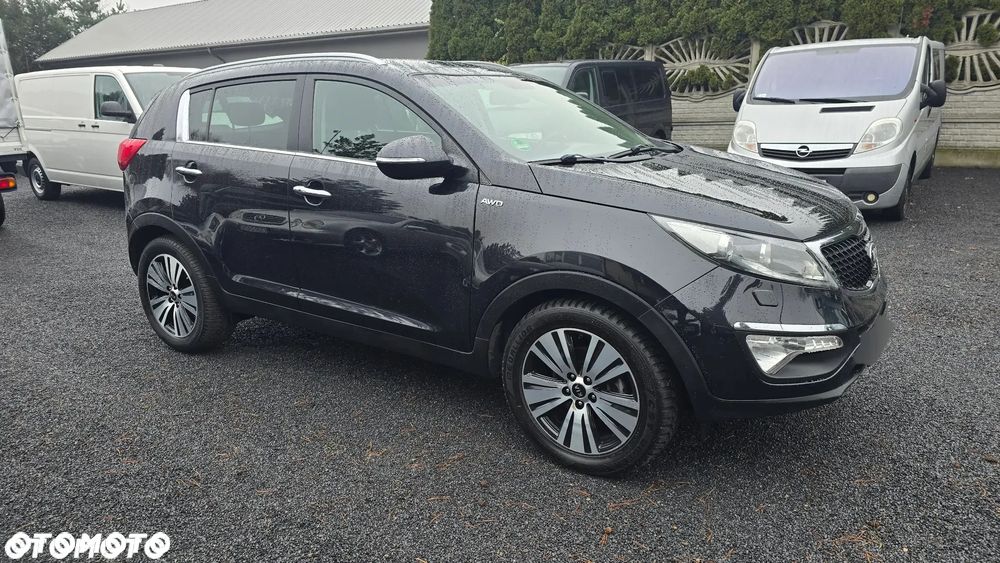 Kia Sportage 2.0 CRDI 4WD Automatik Spirit - 4