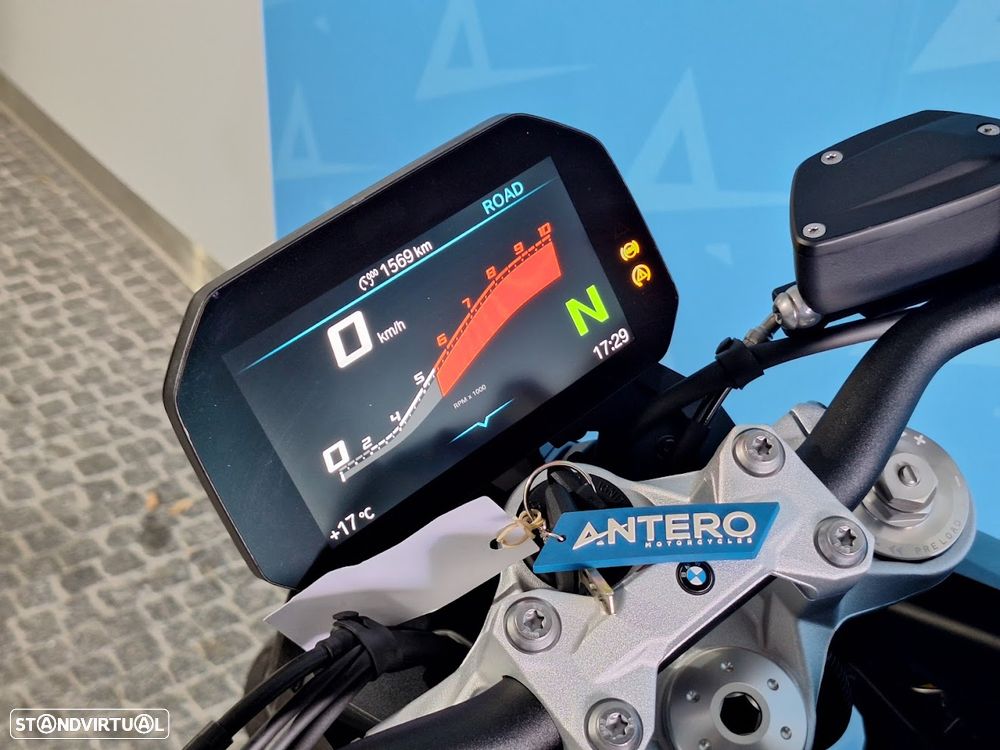 BMW F 900 R - 10