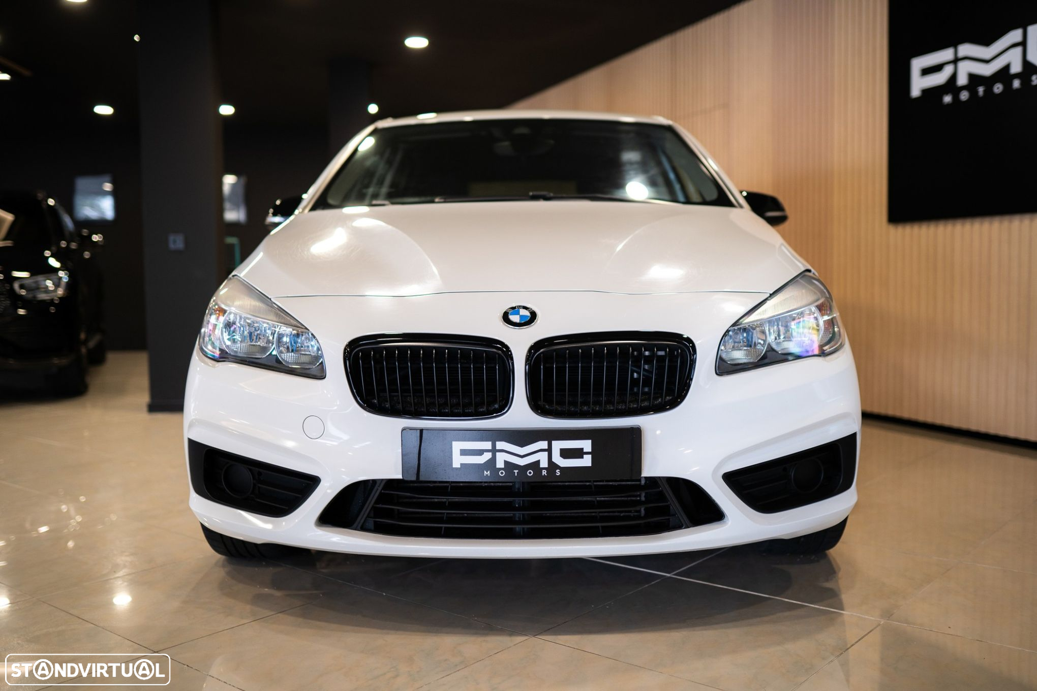 BMW 218 Active Tourer d Advantage Auto - 10