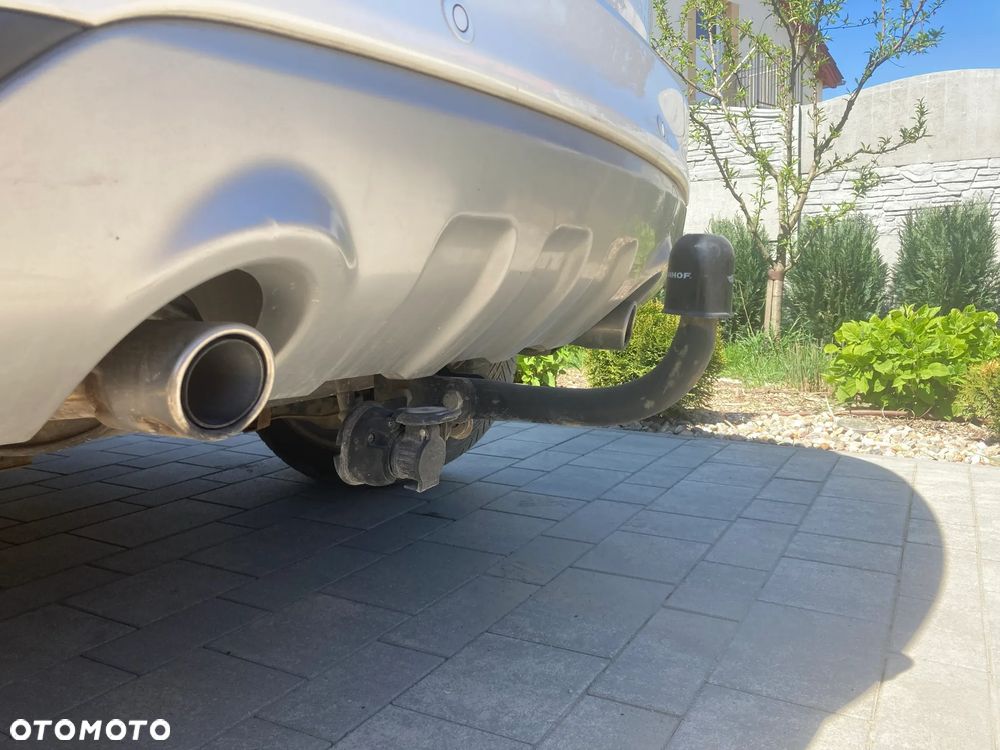 Ford Kuga 2.0 TDCi 4x4 Titanium - 8