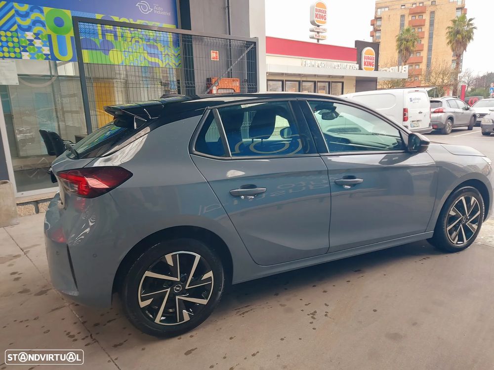 Opel Corsa 1.2 T GS - 2