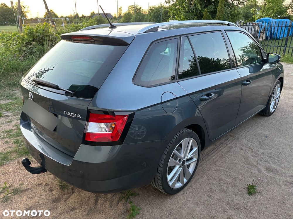 Skoda Fabia 1.2 TSI Active - 5