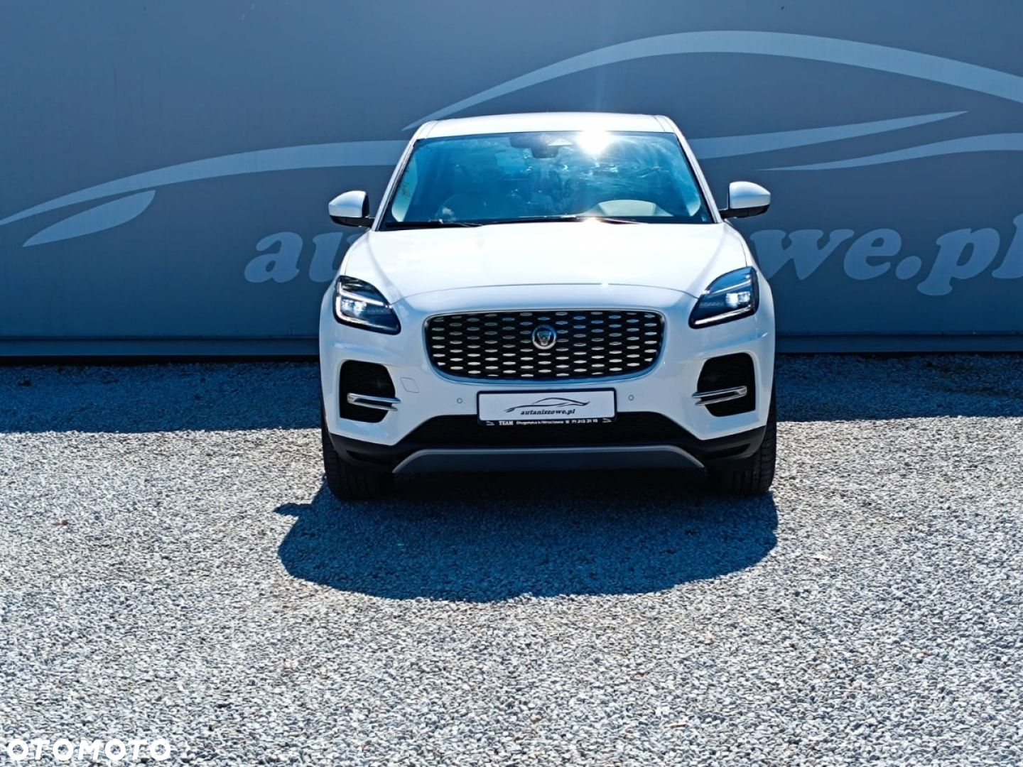 Jaguar E-Pace - 13