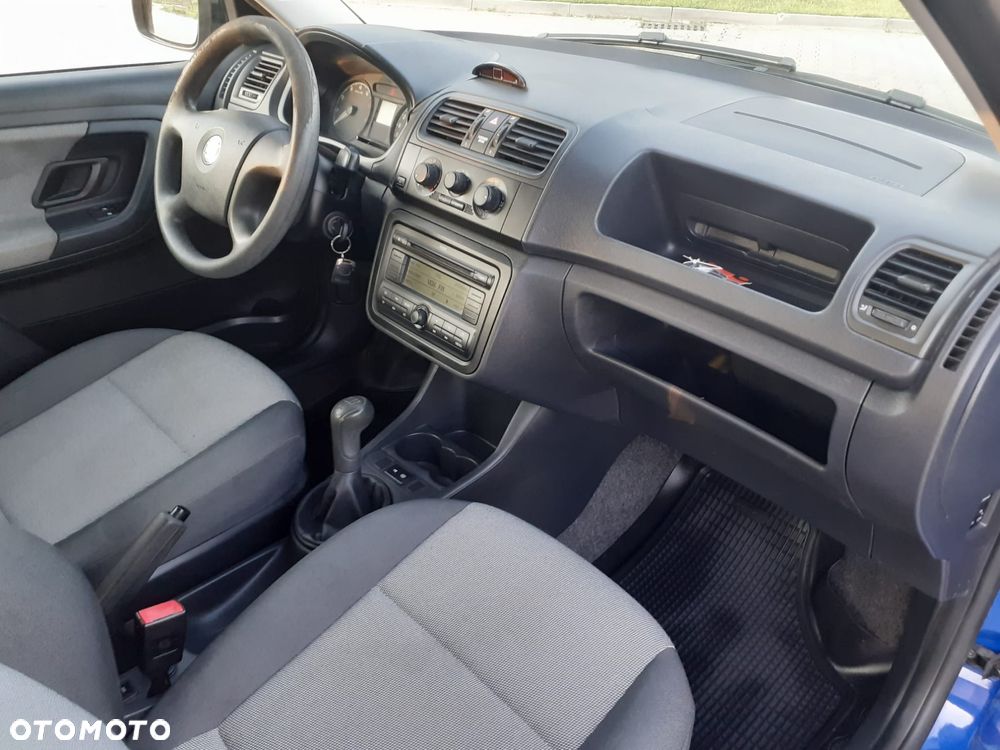 Skoda Fabia 1.2 HTP Ambiente - 16