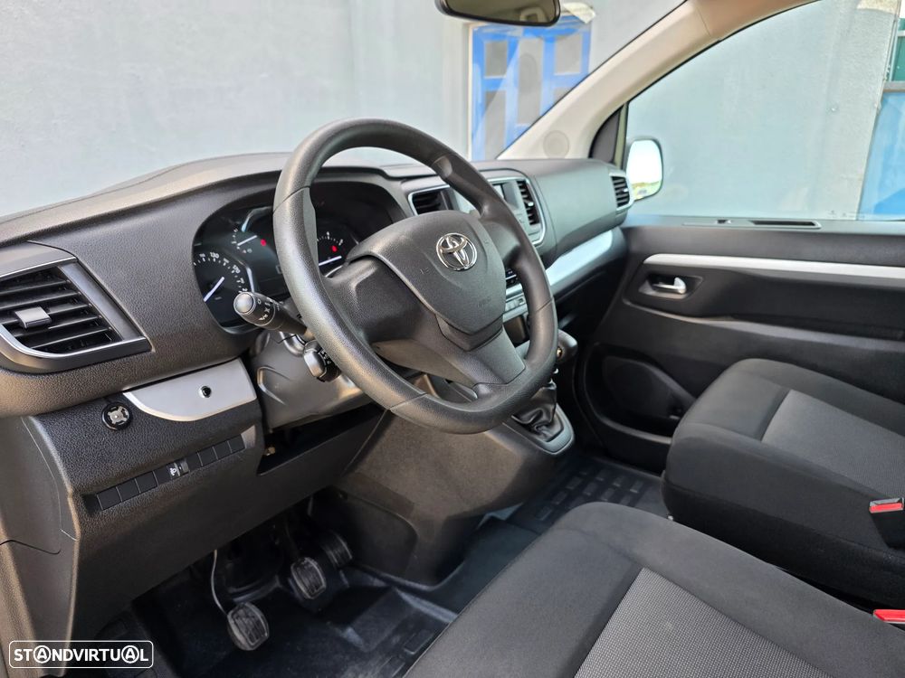 Toyota Proace Verso 1.5 D-4D L2 1.2T Comfort 9L PDL - 15