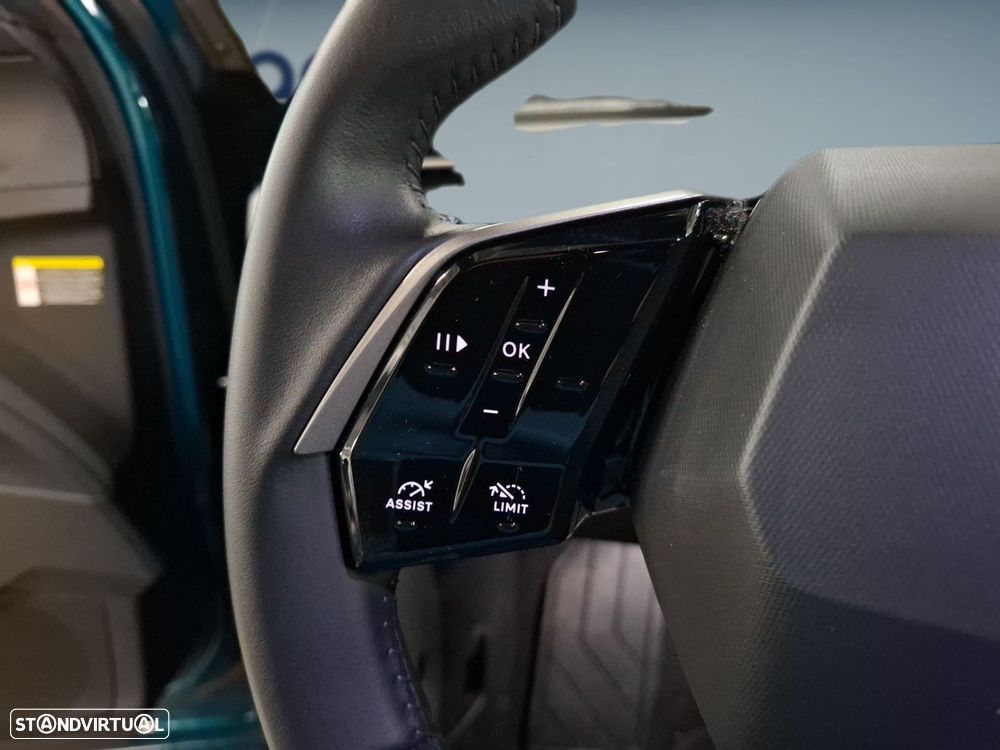 Peugeot E-5008 73 kWh Allure - 23
