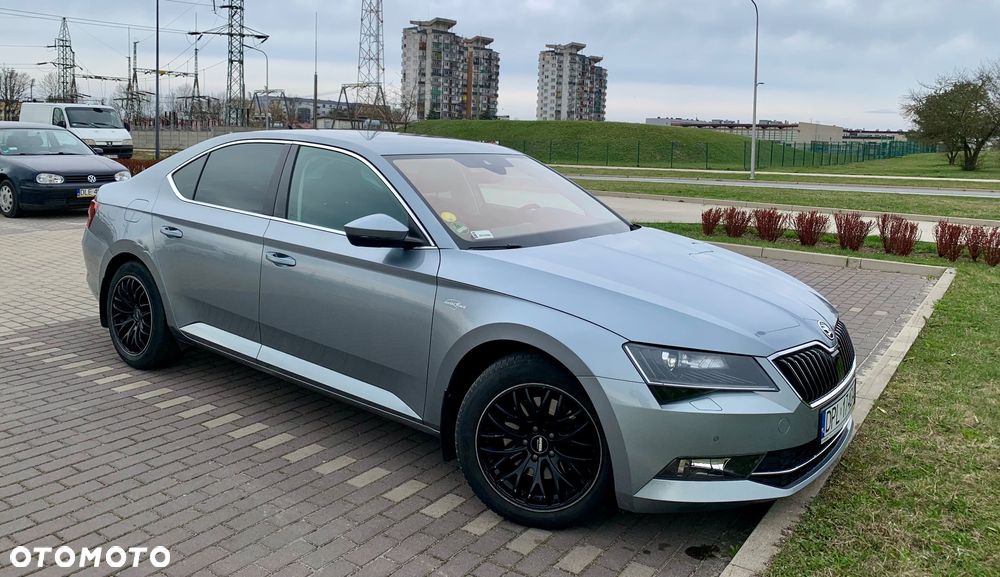 Skoda Superb 2.0 TDI L&K DSG - 3