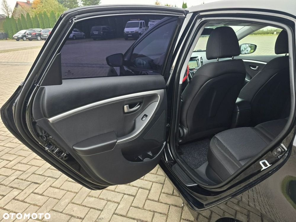 Hyundai i30 - 17