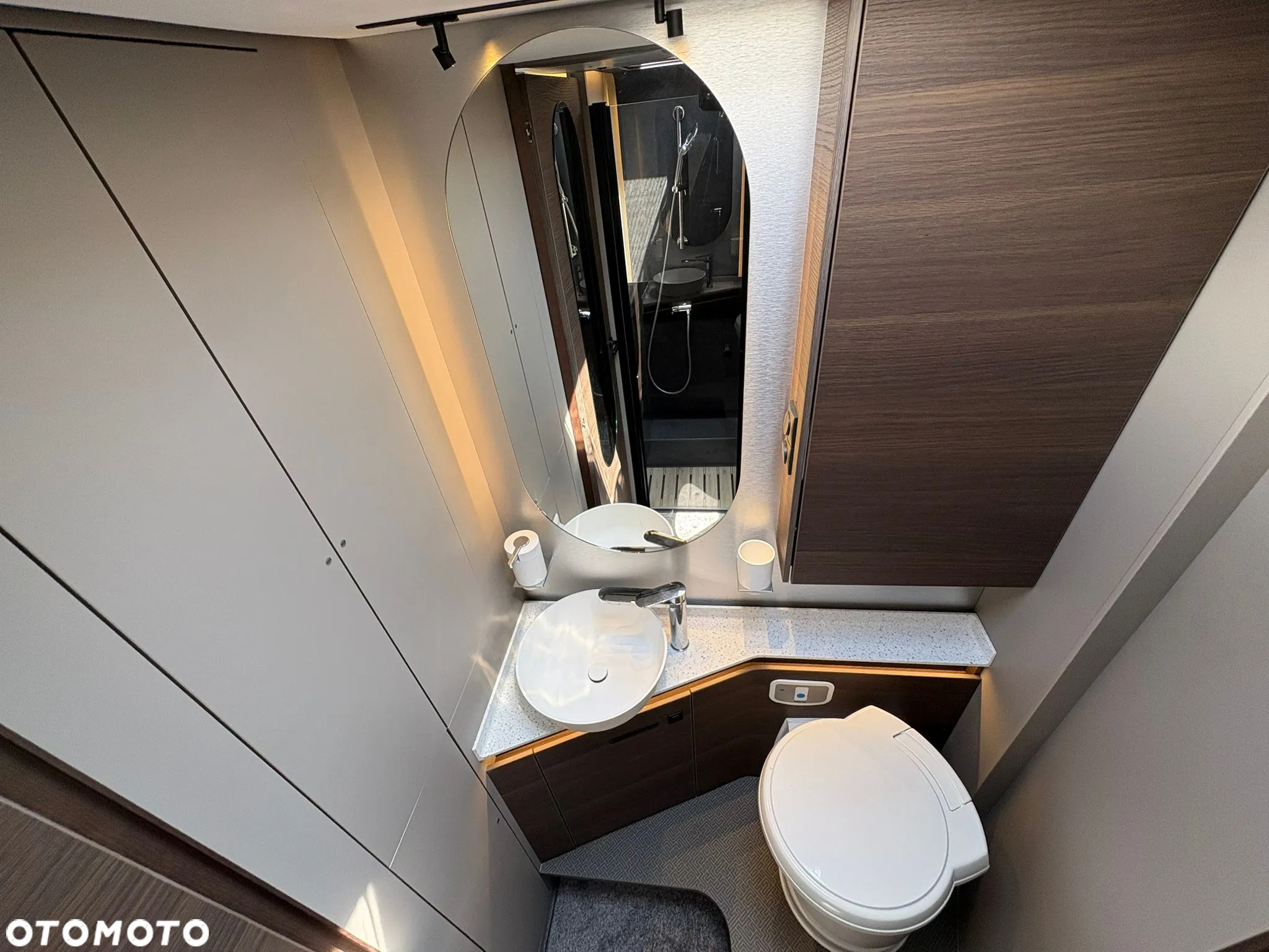 Adria Supersonic 890 LC - 15
