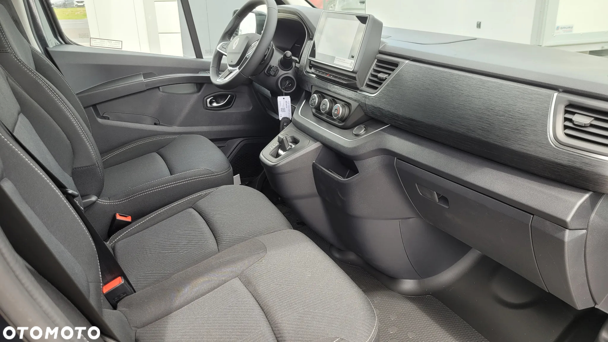 Renault Trafic - 10