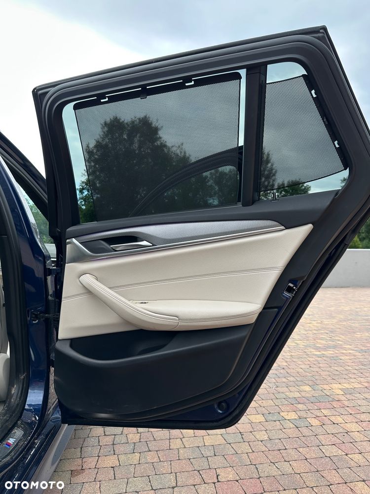 BMW Seria 5 520d M Sport - 14