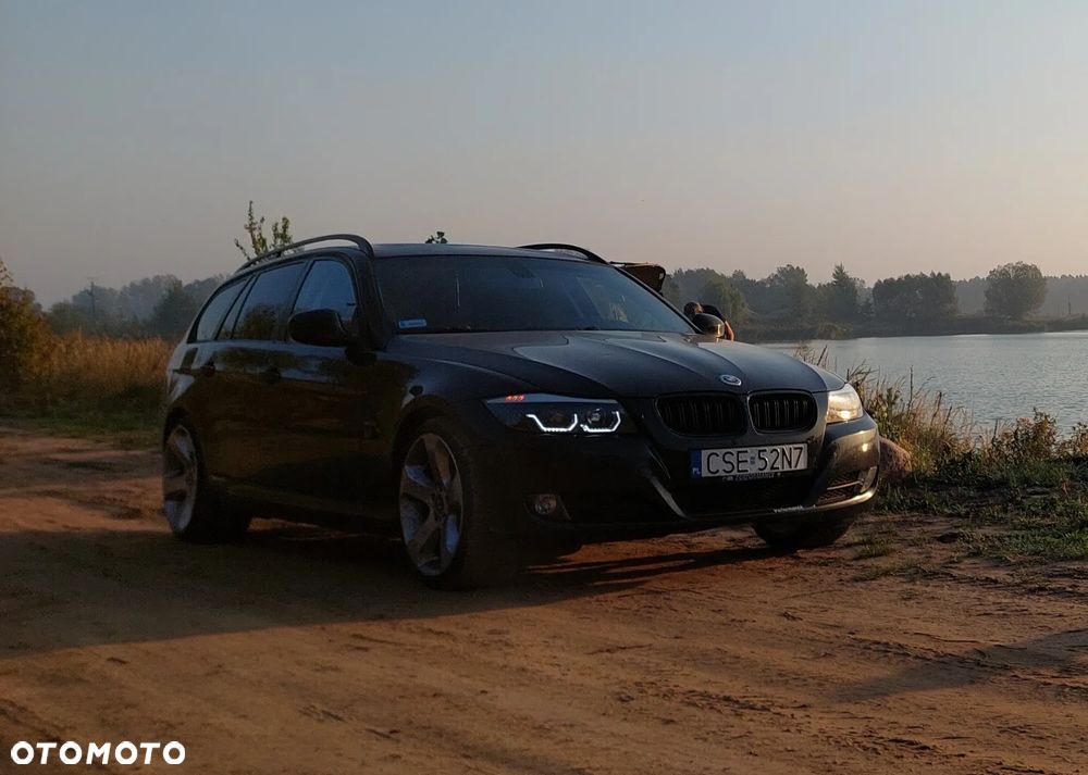 BMW Seria 3 318i - 2