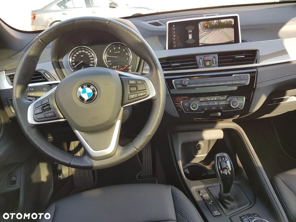 BMW X1 xDrive25i xLine - 13