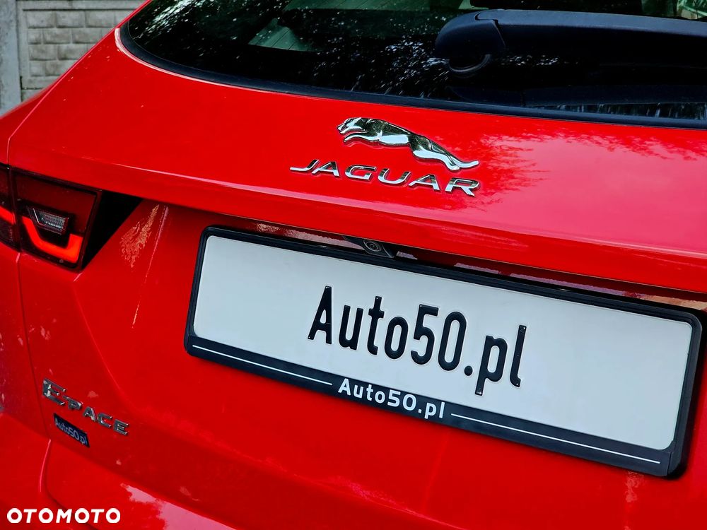 Jaguar E-Pace 1.5 P160 mHEV S - 9