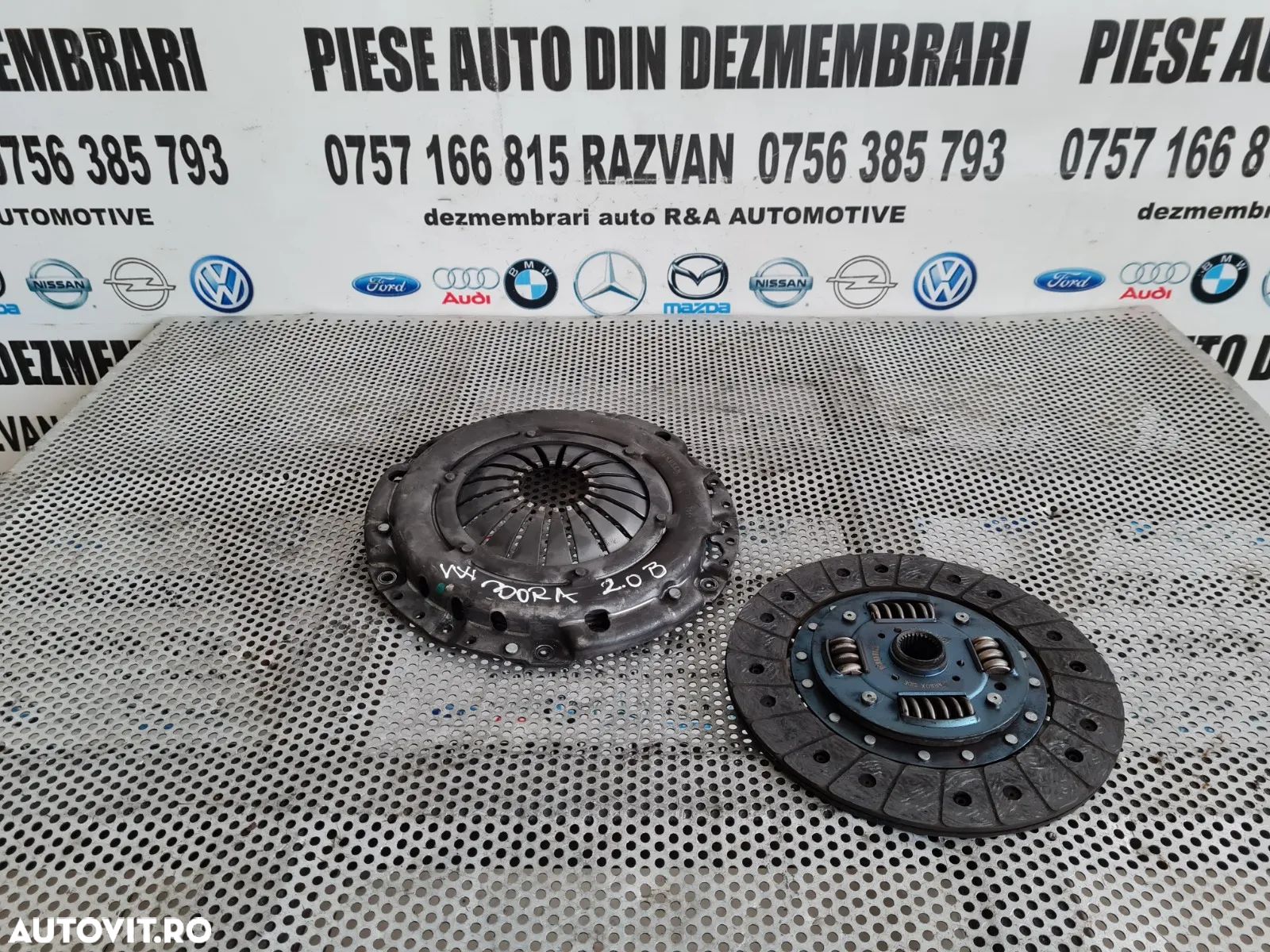 Ambreiaj Placa Presiune Disc Ambreiaj Vw Bora Golf 4 2.0 Benzina - Dezmembrari Arad - 1