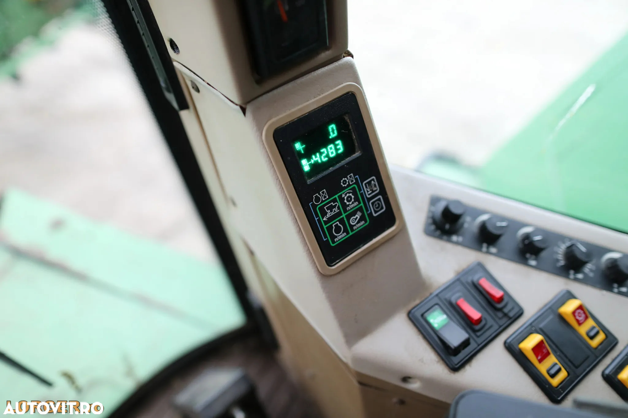 John Deere 2266 - 23