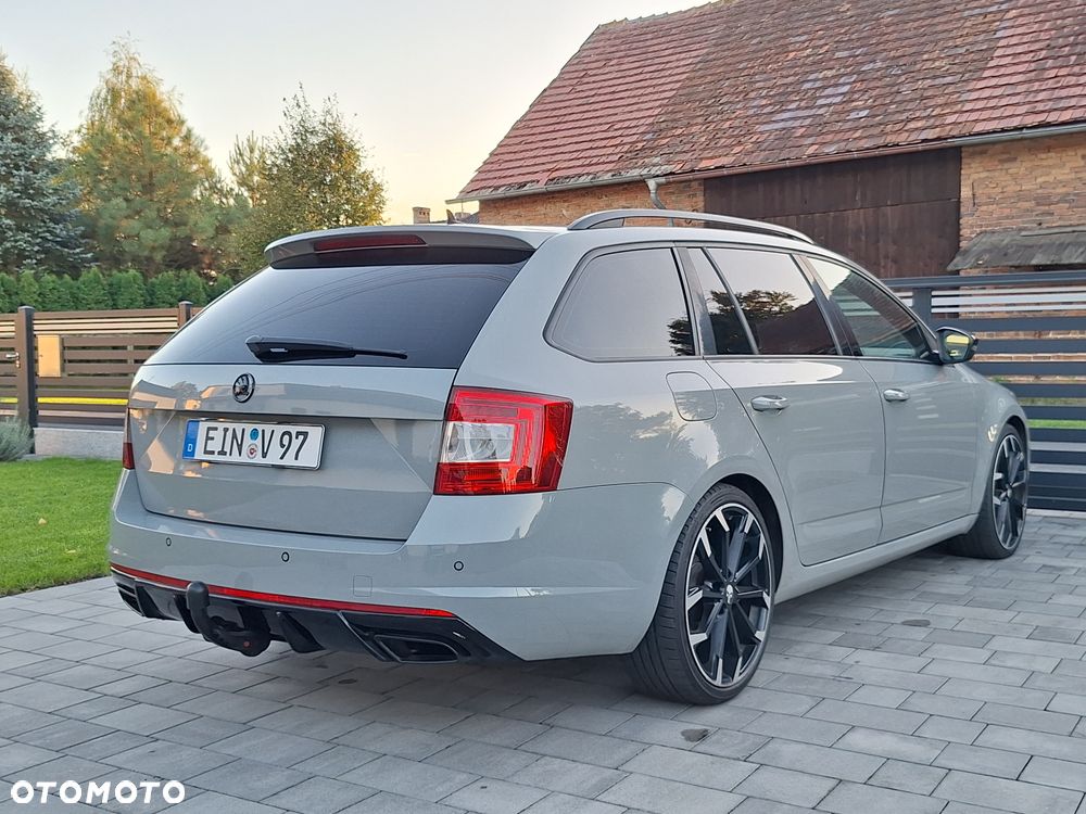Skoda Octavia 2.0 TDI RS - 4