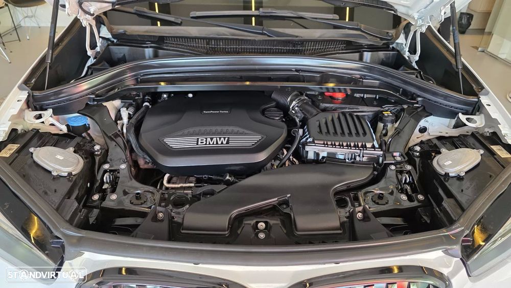 BMW X1 16 d sDrive Auto Line Sport - 26