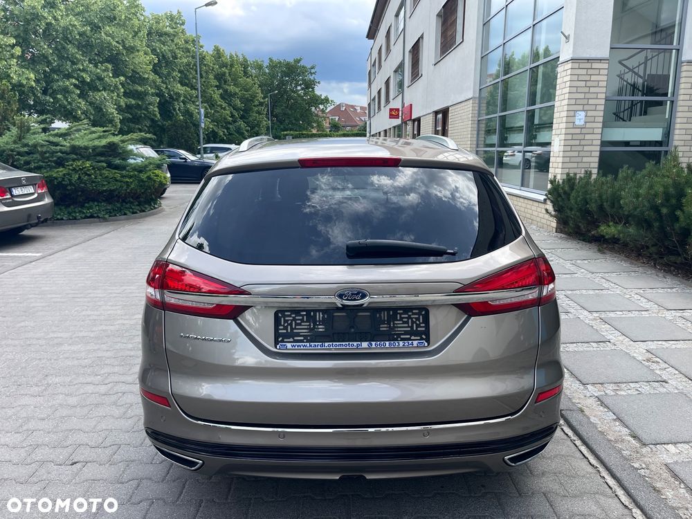 Ford Mondeo - 8