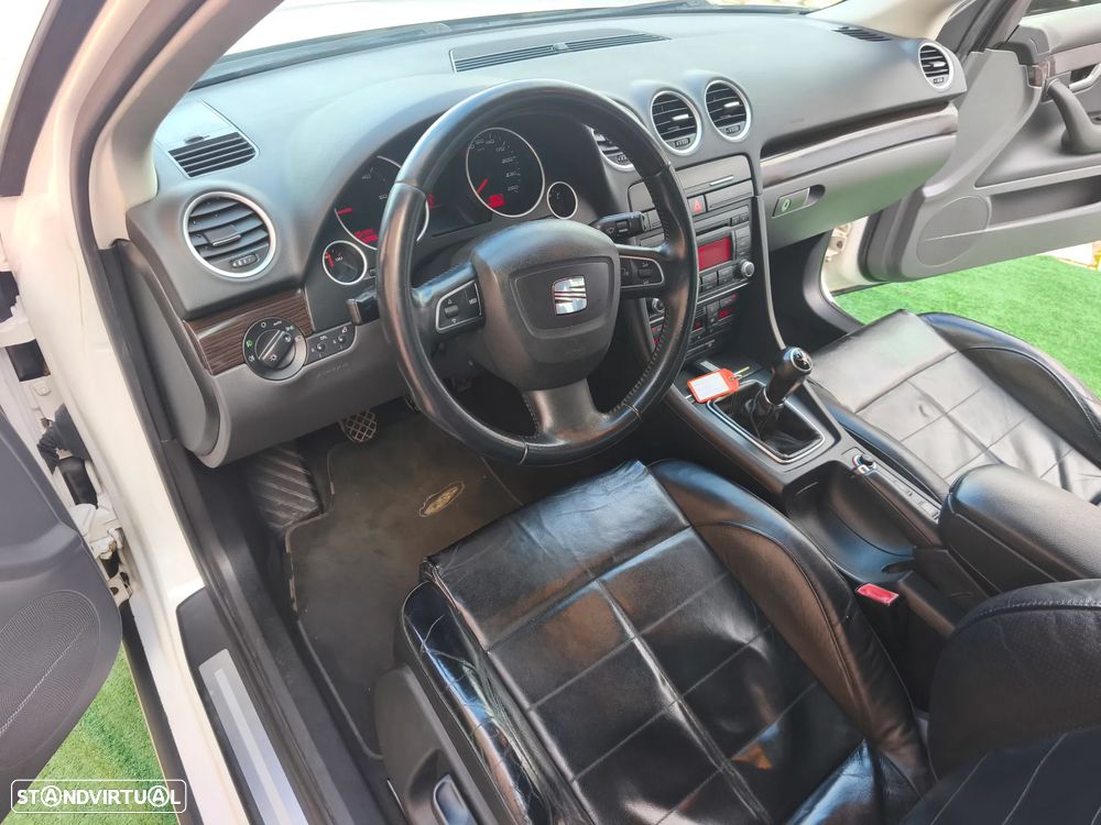 SEAT Exeo 2.0 TDI Sport - 13