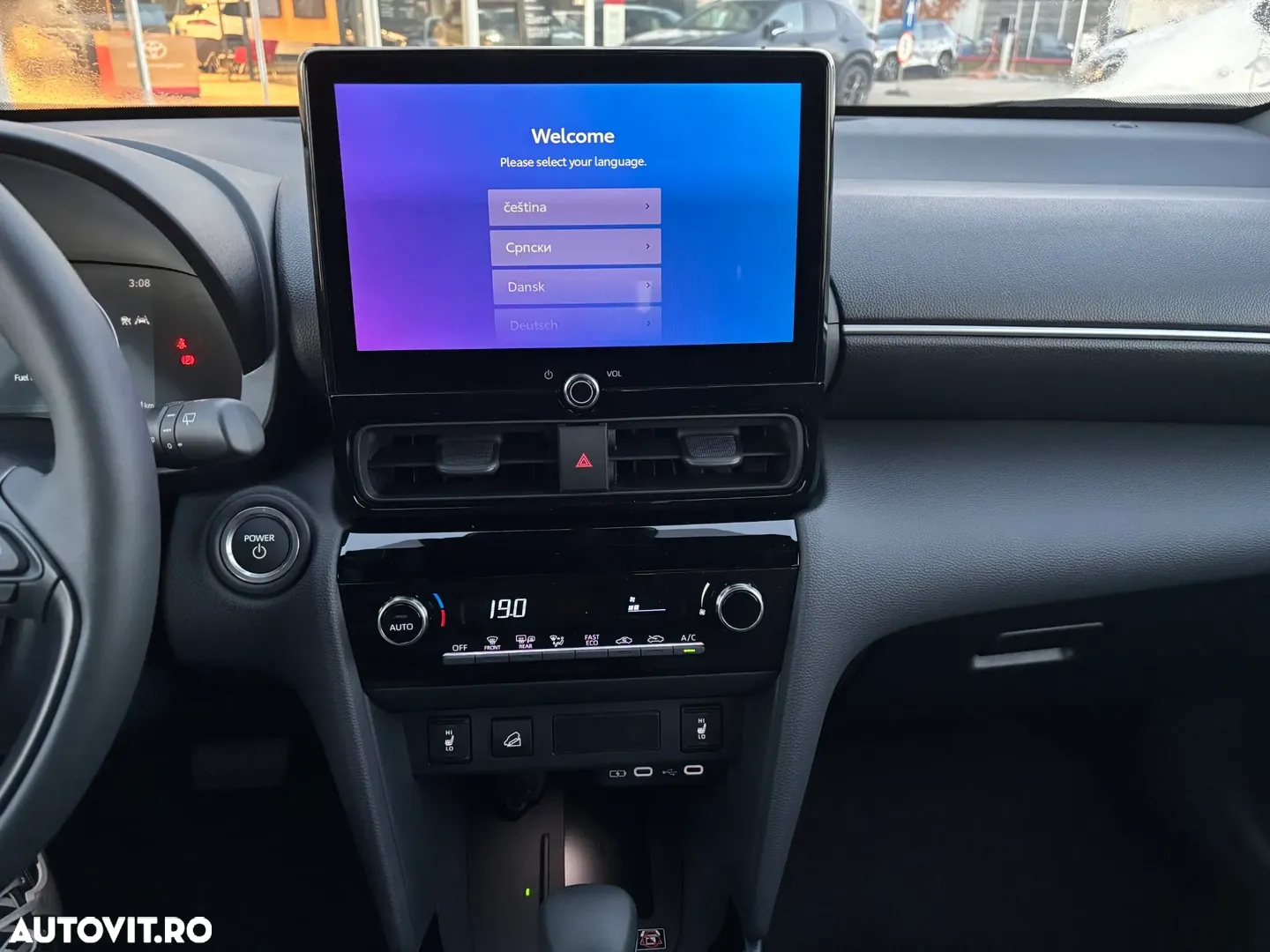 Toyota Yaris Cross 1.5 VVT-i HSD 4x4 Dynamic - 16