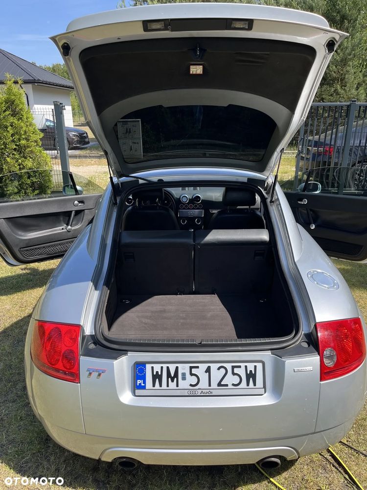 Audi TT Coupé 1.8T Quattro - 11