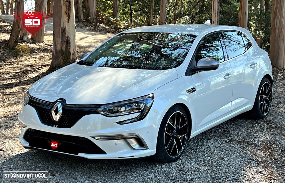 Renault Mégane 1.6 TCe GT EDC - 4