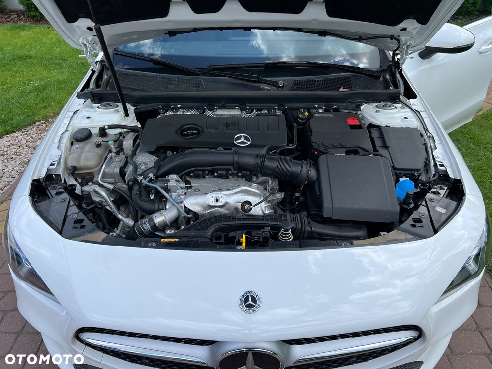 Mercedes-Benz CLA 250 7G-DCT - 35