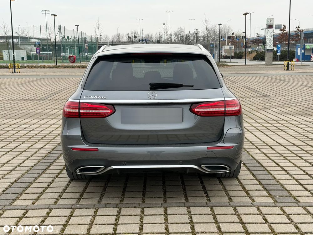 Mercedes-Benz Klasa E 300 de 9G-TRONIC - 5