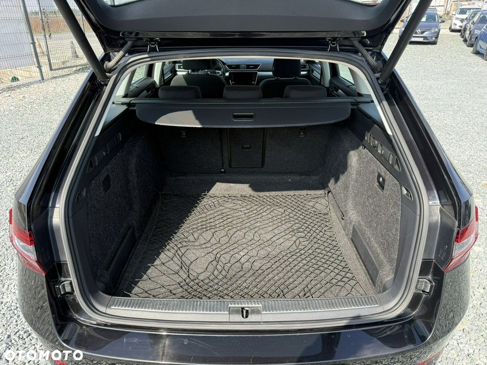 Skoda Superb - 34