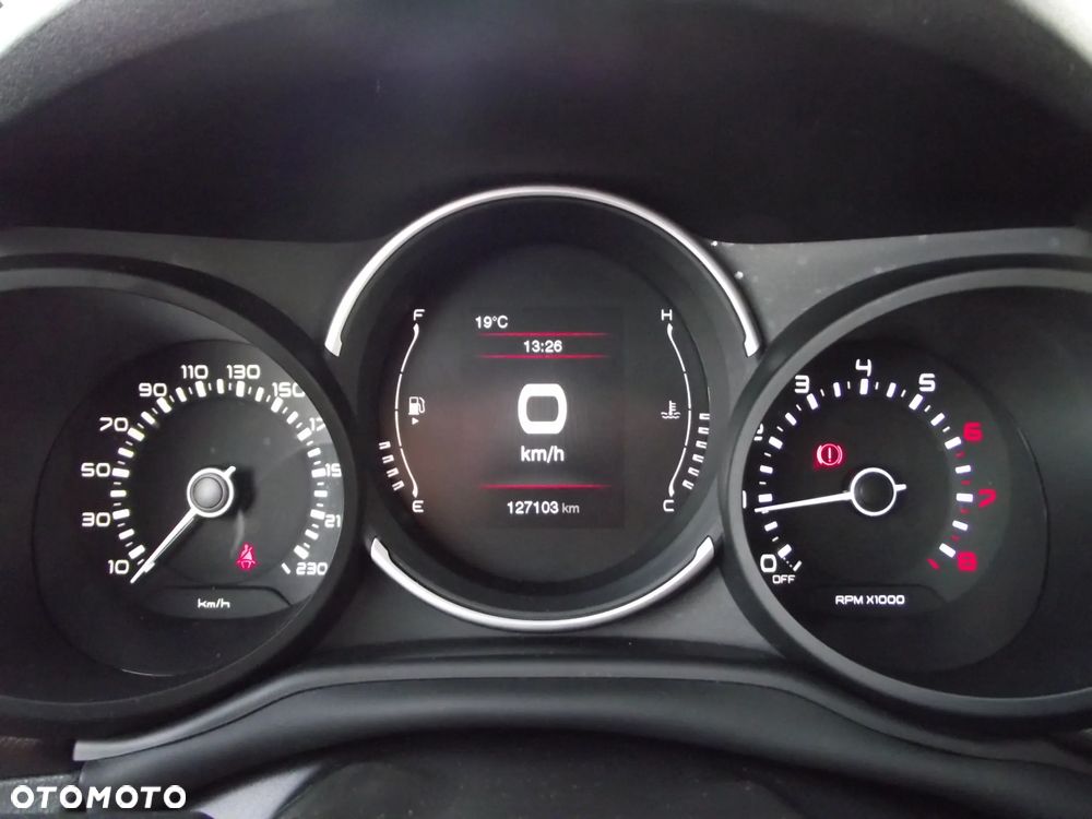 Fiat 500L 1.4 16V Lounge - 26