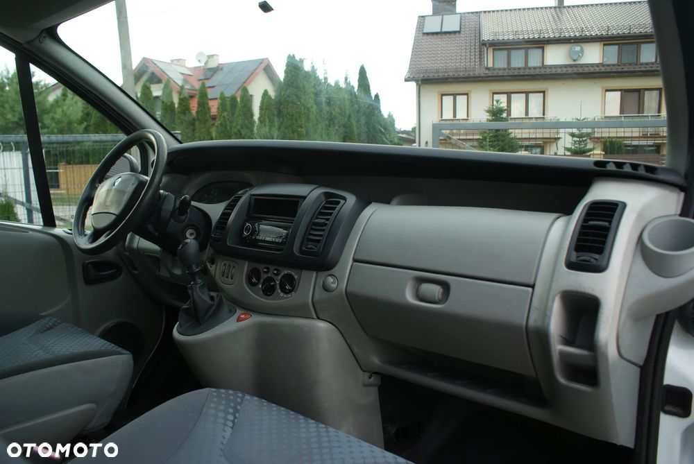 Renault Trafic - 8