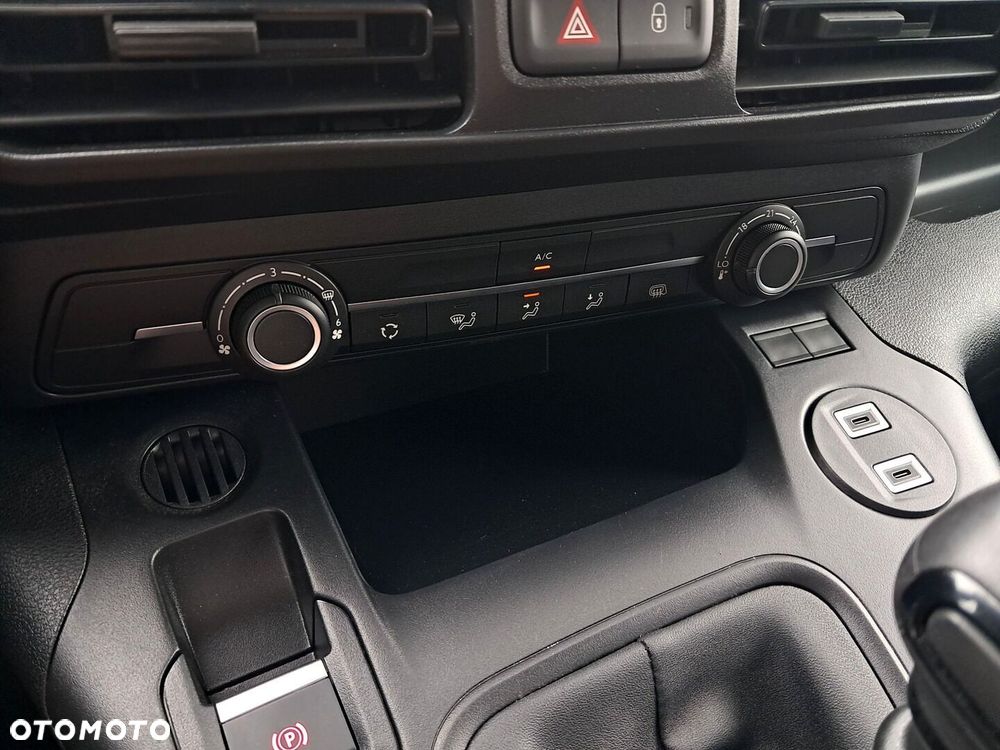 Toyota PROACE CITY - 23
