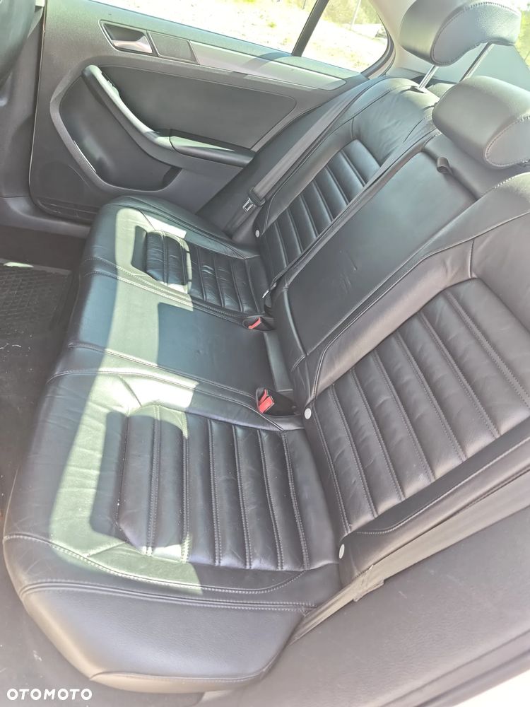Volkswagen Jetta 1.4 TSI Highline - 14