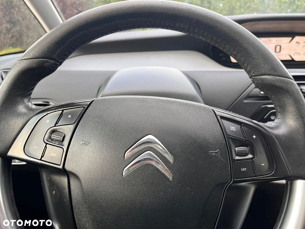 Citroën C4 Picasso BlueHDi 100 Stop&Start Attraction - 21