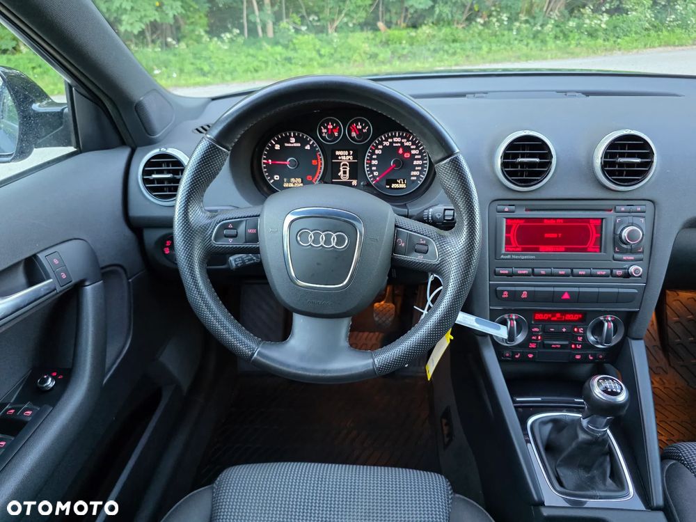 Audi A3 Sportback 2.0 TDI DPF S line Sportpaket - 28