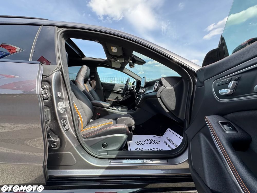 Mercedes-Benz CLA 220 (CDI) d 4-Matic AMG Line - 12