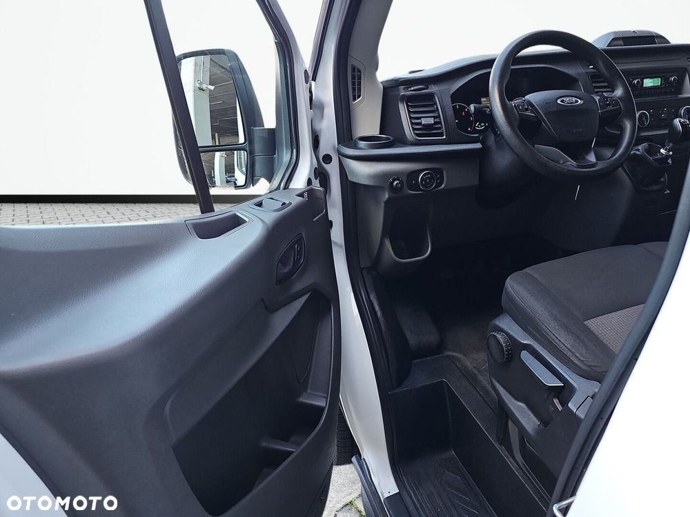 Ford Transit - 13