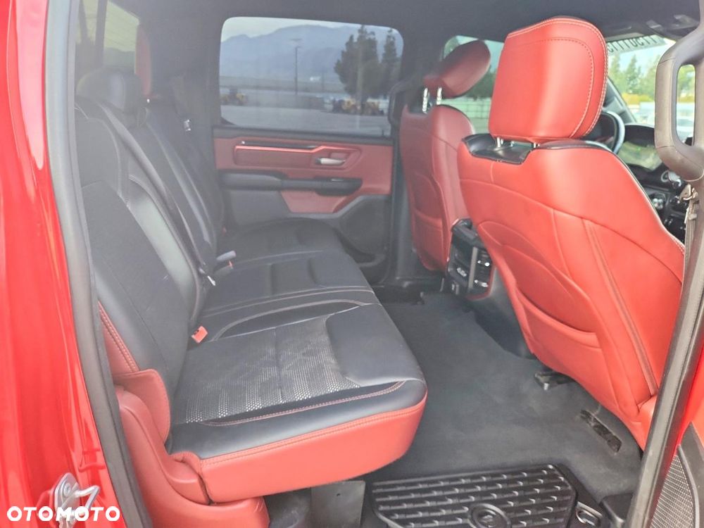 RAM 1500 5.7 Crew Cab Rebel - 9