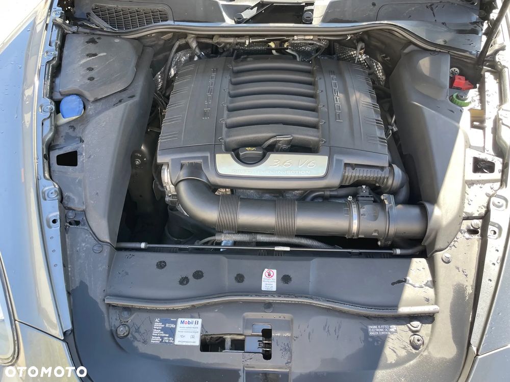 Porsche Cayenne - 10