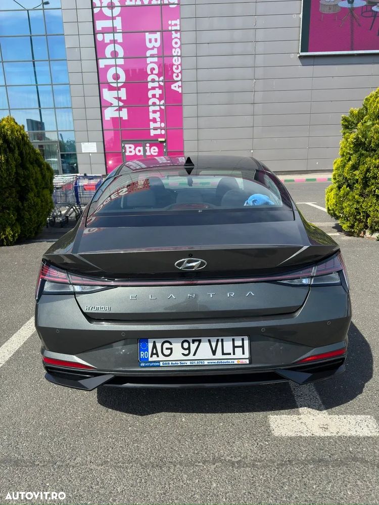 Hyundai Elantra 1.6 l 123 CP CVT Exclusive - 6