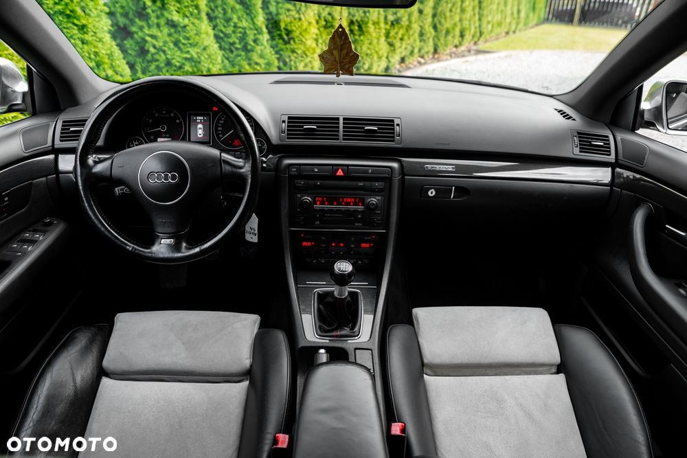 Audi S4 Avant Standard - 27