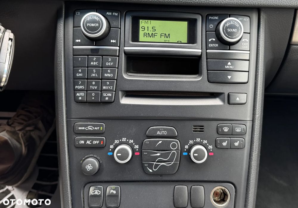 Volvo XC 90 - 33