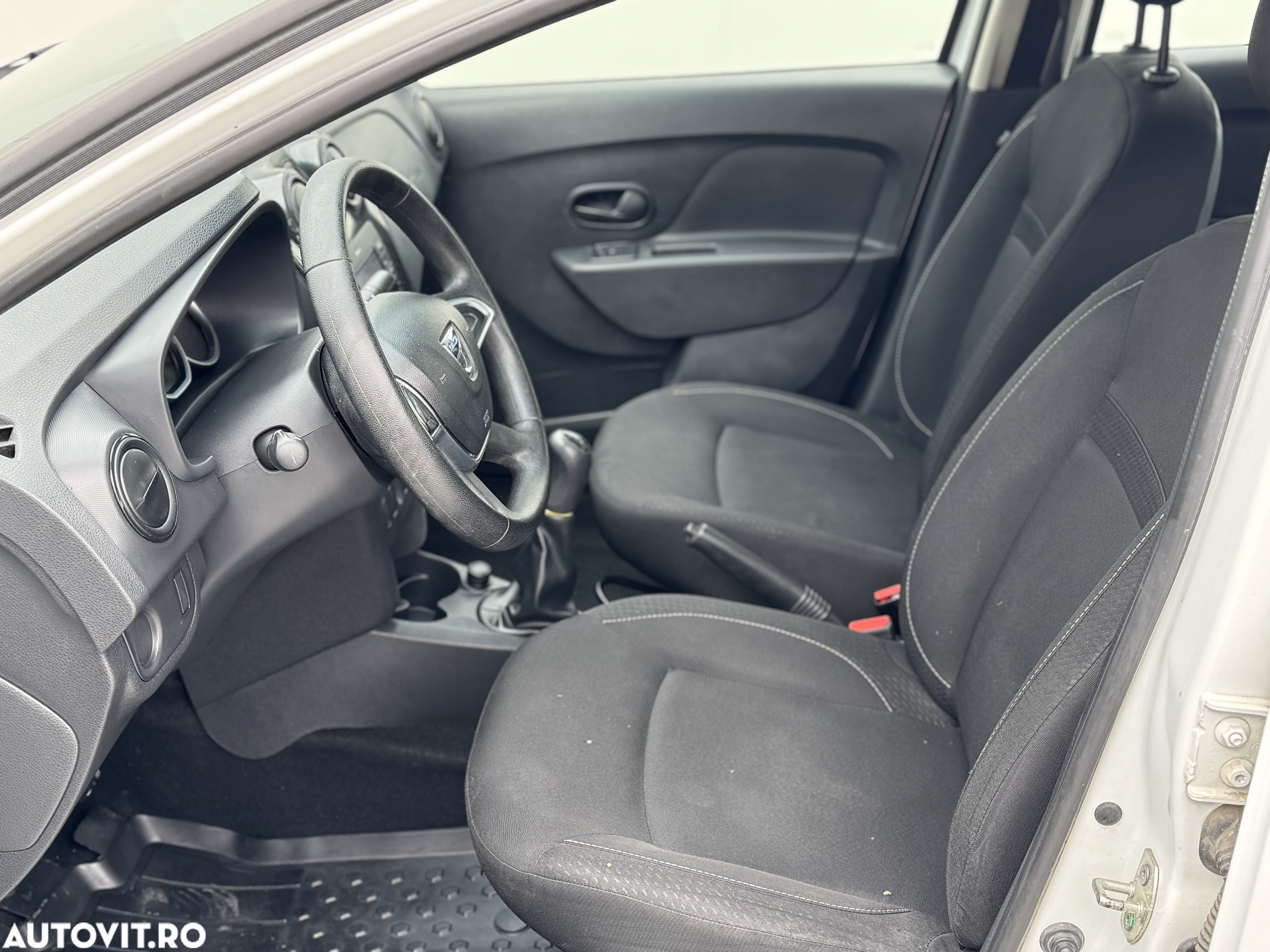 Dacia Logan 1.0 SCe Laureate - 9