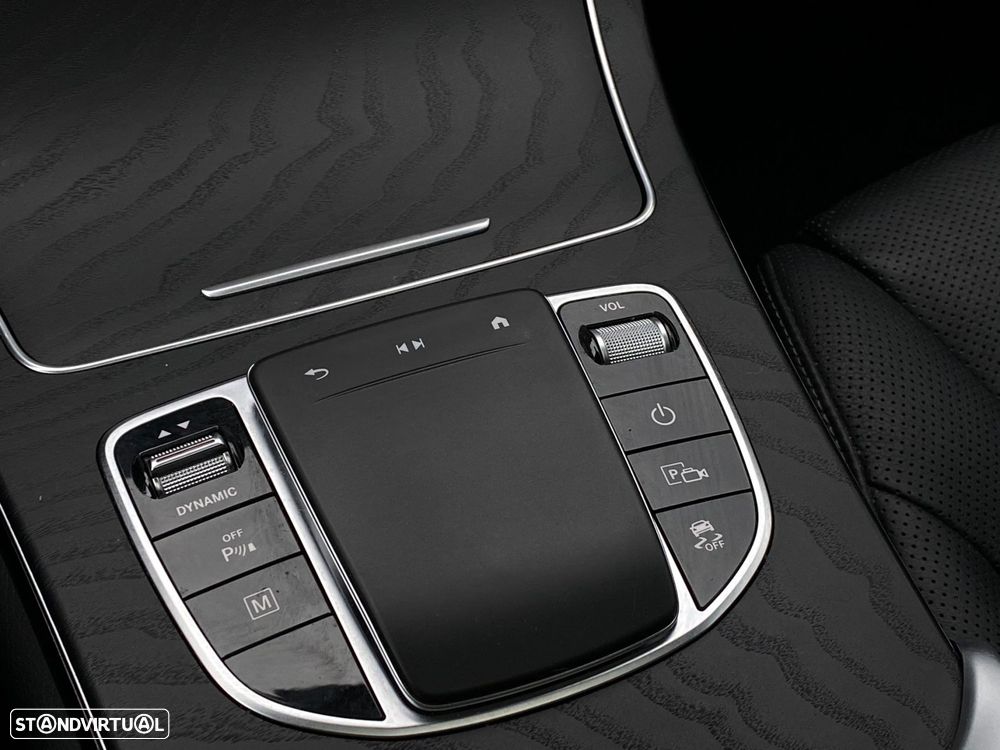 Mercedes-Benz GLC 300 de 4Matic - 32