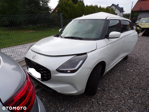 Suzuki Swift 1.2 Dualjet SHVS Premium Plus CVT