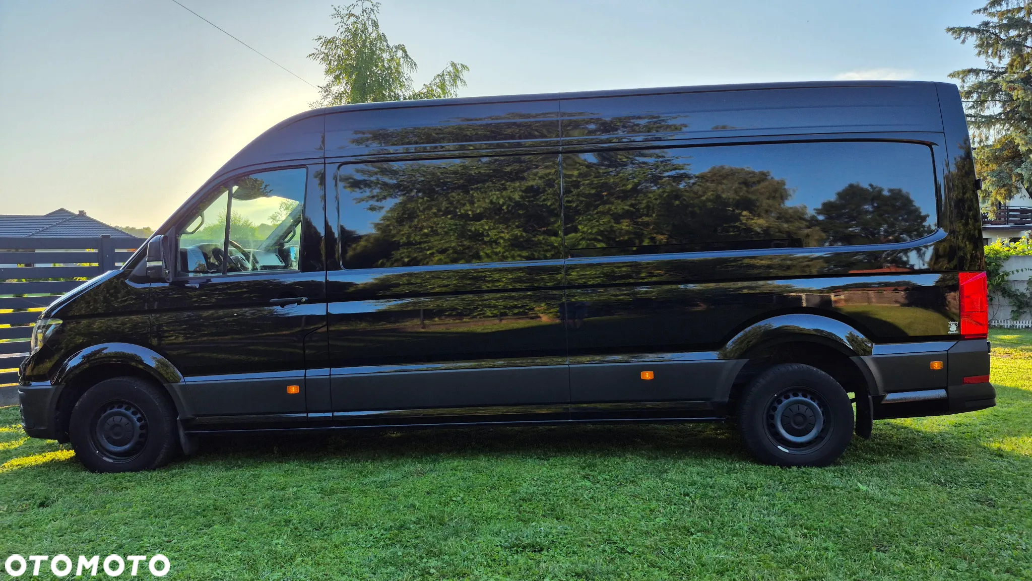 Volkswagen Crafter - 2