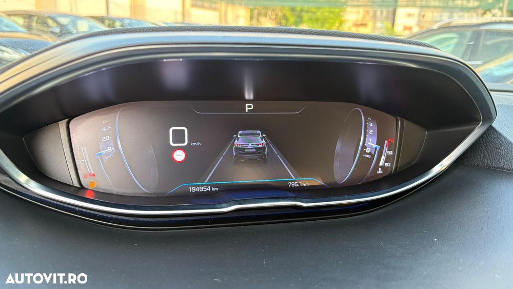 Peugeot 3008 - 12