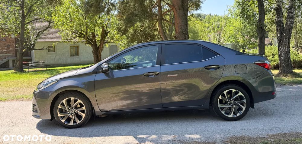 Toyota Corolla 1.6 Prestige MS EU6 - 12