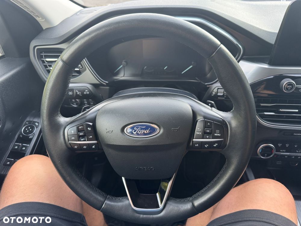 Ford Kuga 2.0 EcoBlue 4x4 TITANIUM - 22